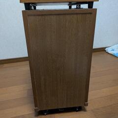 キャスター付き引き出しの画像