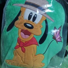ディズニープルートクッション　4個ありますの画像