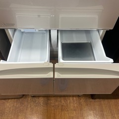 5ドア冷蔵庫の画像