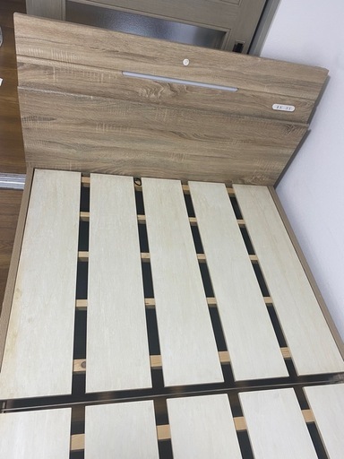 ベッドとマットレス