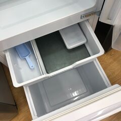 ★リユースのサカイ幸手店★SJ10285★ジモティ割あり★ ハイセンス　Hisense 冷蔵庫 AT-RF160-WH 162L 22年製 動作確認／クリーニング済み の画像