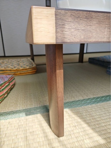 （お値下げしました）座卓の台と座布団4枚のセット