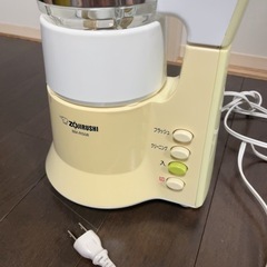 クリーム色の象印ミキサー　ジャンク品　象印 の画像