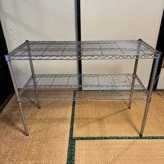 頑丈・立派なスチールラックの画像