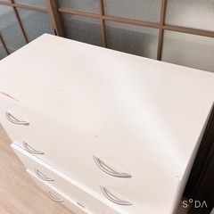 ホワイト4段チェストの画像