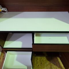 ジャングル×2 和泉大型良品館 キッチンボード 食器棚の画像
