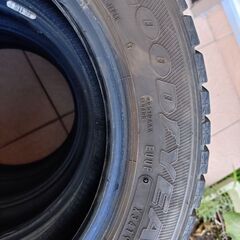 155/65R13 スタッドレスタイヤの画像