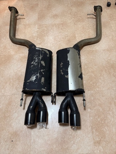 [本日で終了]  レクサスLS  TRD  4本出しマフラー