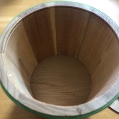 樽っぽい食品が入ってた入れ物の画像