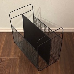  Søstrene Grene 鉄製の本棚の画像