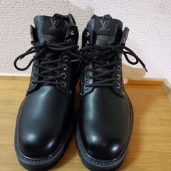 ルイヴィトン　オーベルカンフラインアンクルブーツの画像
