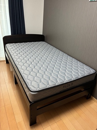 ニトリ　セミダブルベッド　マットレス付き