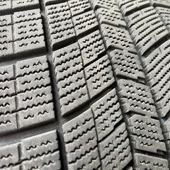 19インチスタッドレスタイヤホイール付きの画像