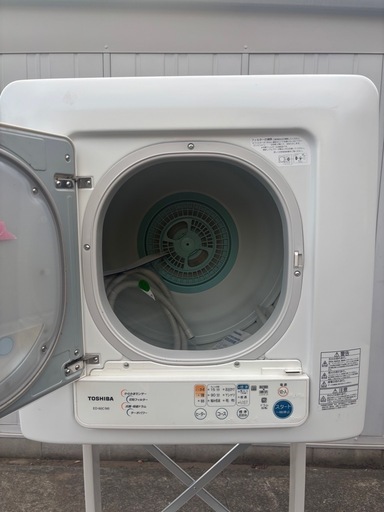 東芝　電気衣類乾燥機　スタンド付き