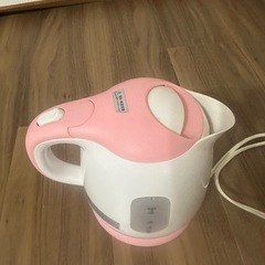 電気ケトルの画像