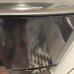 冷蔵庫　
SHARPの画像