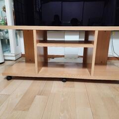 キャスター付き　テレビ台の画像