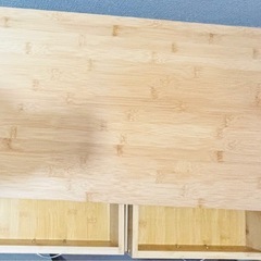 キッチンラック 引き出し、棚付きの画像
