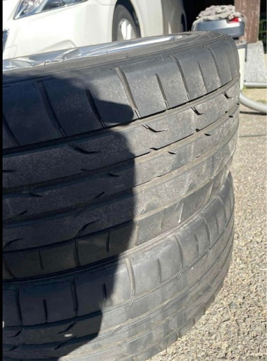 タイヤDUNLOP 215/45R17