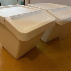 IKEA のボックスの画像