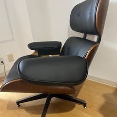 イームズ リプロダクト ラウンジチェア アームチェア オットマン付きの画像