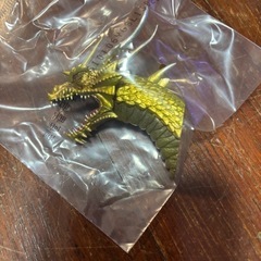 モンスターヘッドマグネット3  キングギドラの画像