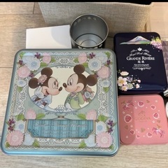 棚、カラーボックス、不織布ボックスなどの画像