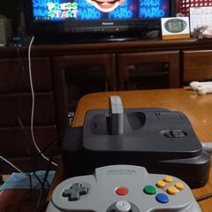 任天堂64ゲーム機中古セットの画像