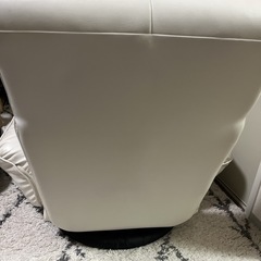 決まりました！白い回転座椅子の画像