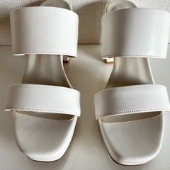 エスペランサ◾️脚長美脚 定番ミュールサンダル ホワイトM 23cm-23.5cmの画像