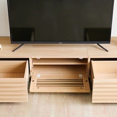 テレビボードの画像