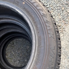 195/65R15 BRIDGESTONEスタッドレス
の画像