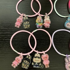 111🐰LABUBUラブブ。ヘアゴム横1列6コで¥400の画像