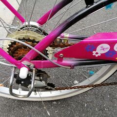 女の子用自転車の画像