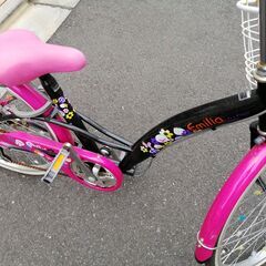 女の子用自転車の画像