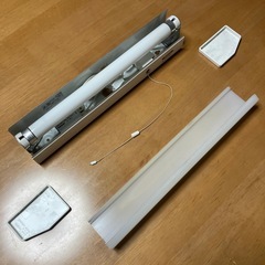 hW1029 壁直付型　蛍光灯　ミラーライト　プルスイッチの画像