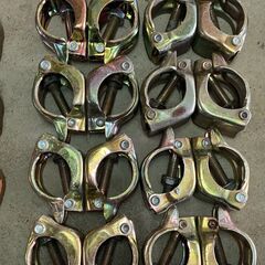 単管パイプ用　自在型クランプ　38個　の画像