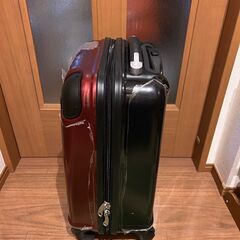 スーツケース　旅行カバンの画像
