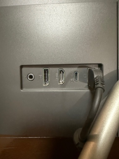 Lenovo Quad HDモニター
