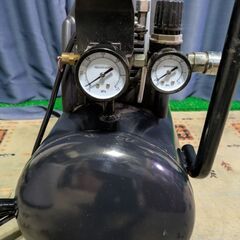 エアーコンプレッサー（オイルフリー）型式OF-1524の画像