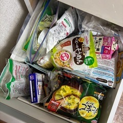 高グレード　ホワイト食器棚　キャビネット　の画像