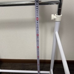 伸縮ラックの画像