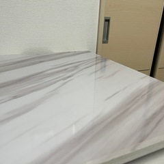 美品　机、デスクワークの画像