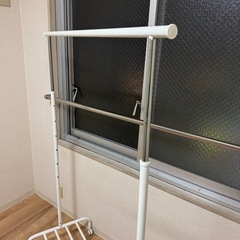 【8/31引き取り限定】IKEA RIGGA リッガ ハンガーラック ホワイトの画像