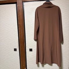 ブラウンワンピースの画像