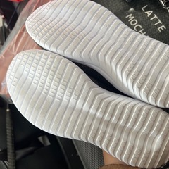 ﾊﾟｰﾑｽ シューズ👟の画像