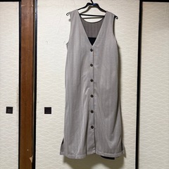 2枚組ジャンバースカートの画像