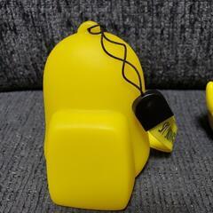 【早い者勝ち】Among Usホルダーライト ストラップ&ラボット２つセットの画像