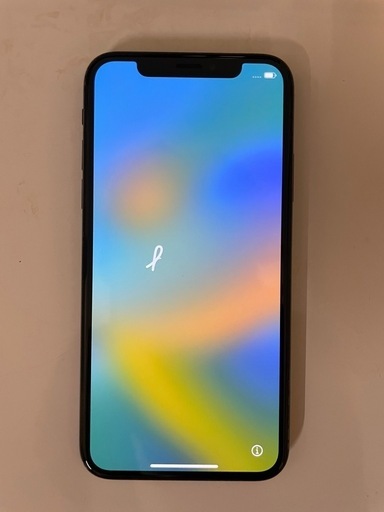 iPhone Xs スペースグレー 本体