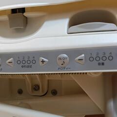 ​【美品】コンビ 電動ハイローチェア ルシエス オートスウィングの画像